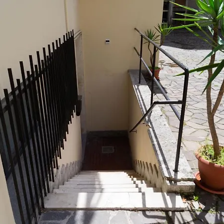 The Hideaway House * Milan