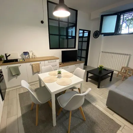 The Hideaway House * Milan